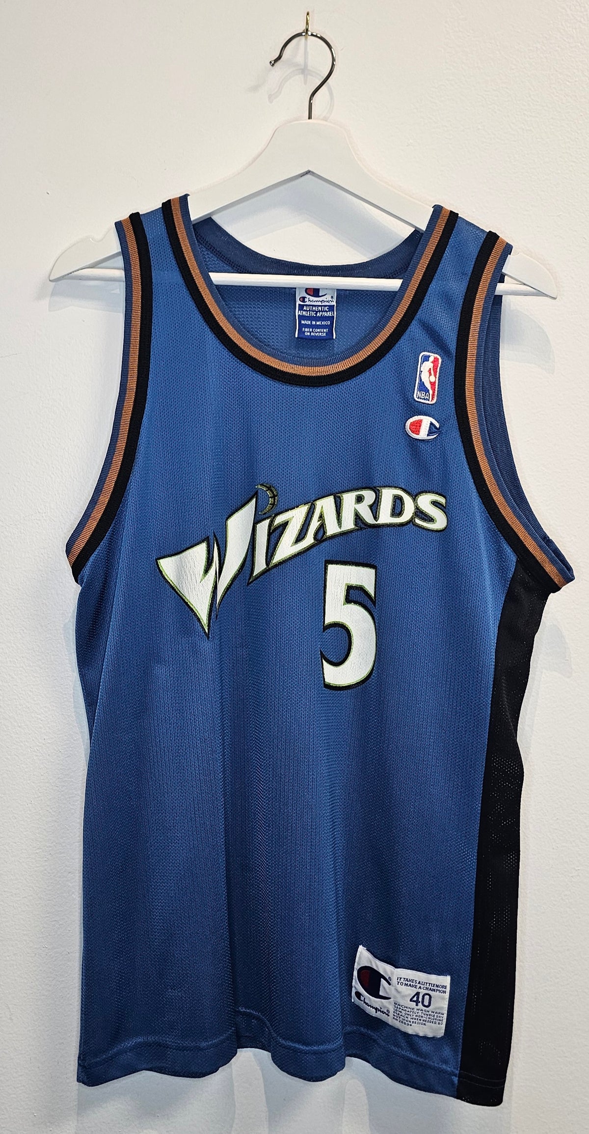 Vintage 90s Champion Washington wizards Juwan Howard #5 blue away basketball jersey