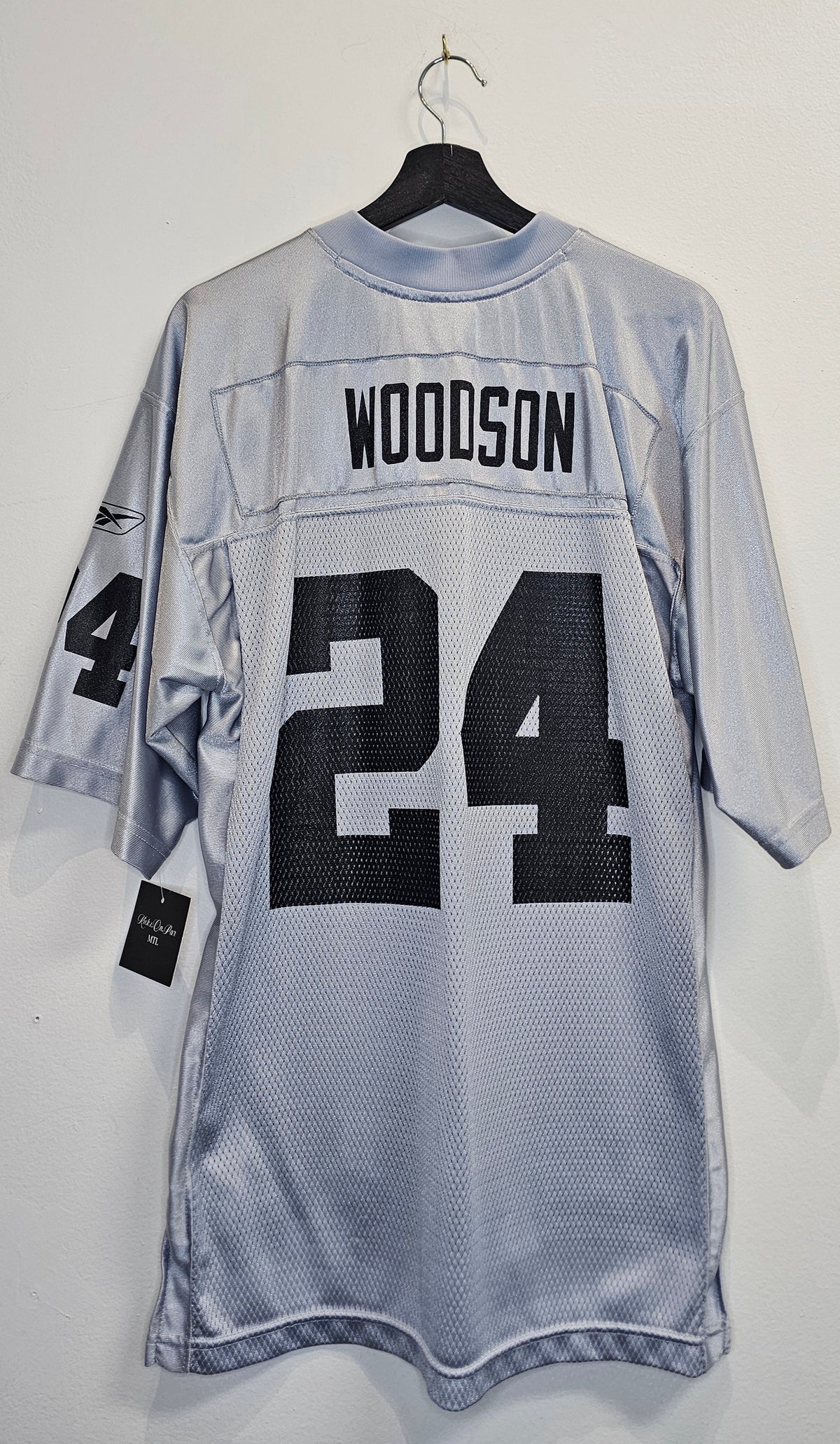 Vintage Reebok NFL Oakland Raiders Charles woodson silver alternate jersey