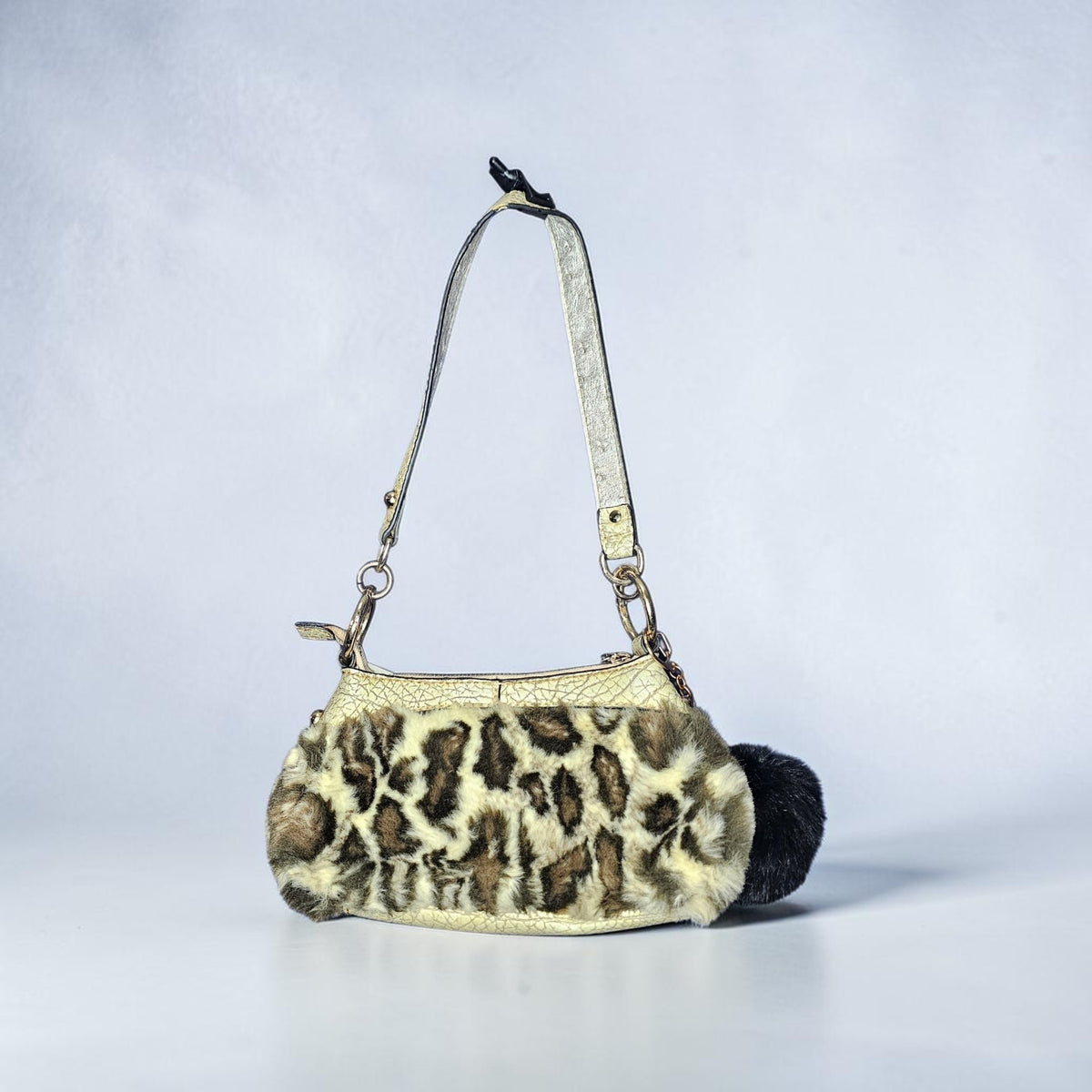 Y2k Guess leopard print faux shoulder bag