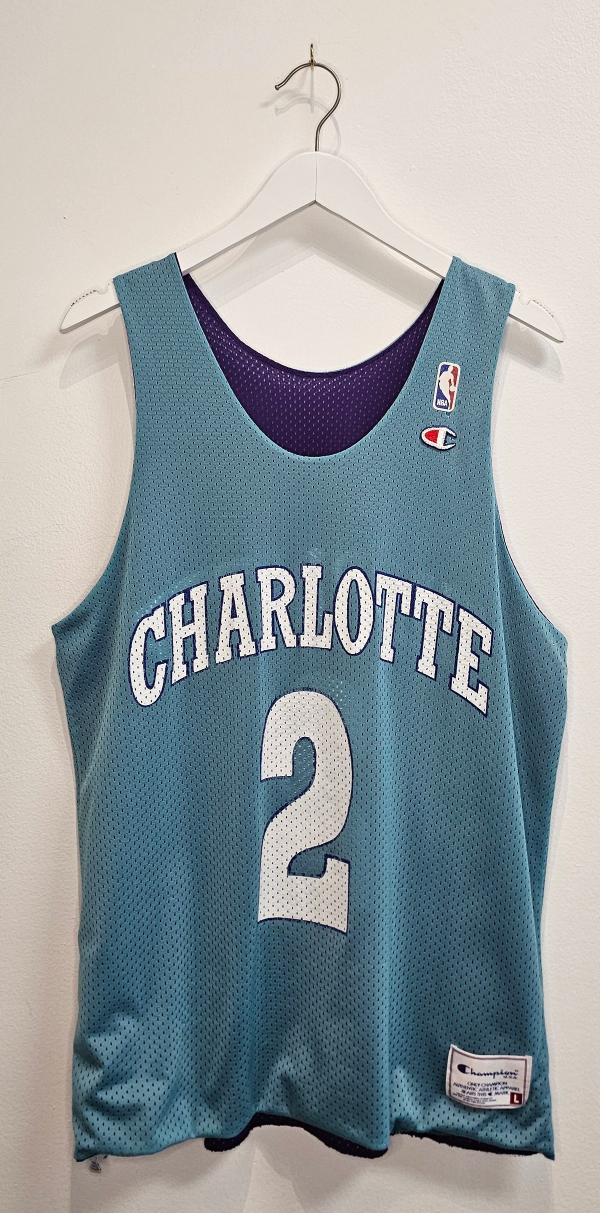 Vintage Champion Reversible Charlotter Hornets Larry Johnson #2 basketball practice jersey