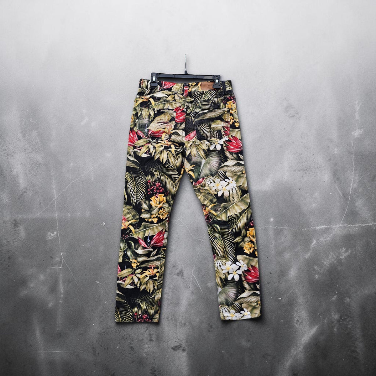 Womens Ami Alexandre Mattiussi floral tropical print ankle jeans denim pants