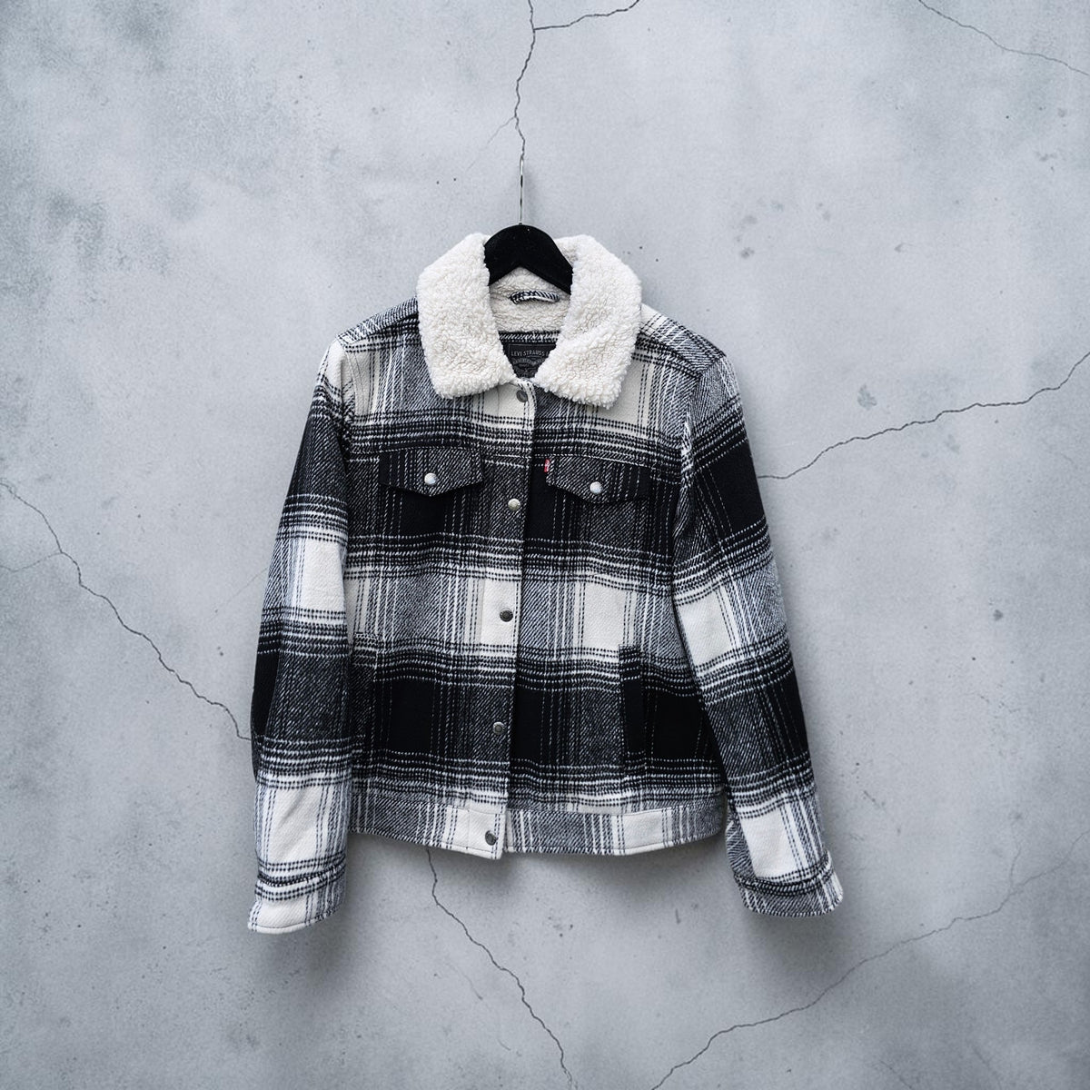 Levis black white buffalo plaid white sherpa trucker jacket