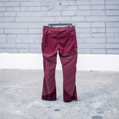 Womens Fjall Raven Nikka curved deep red trouser pants
