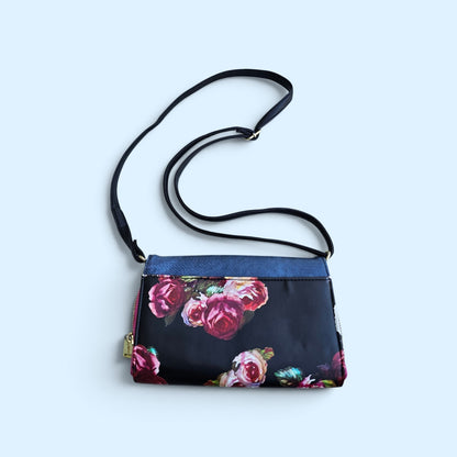 Juicy couture modern Floral print handbag