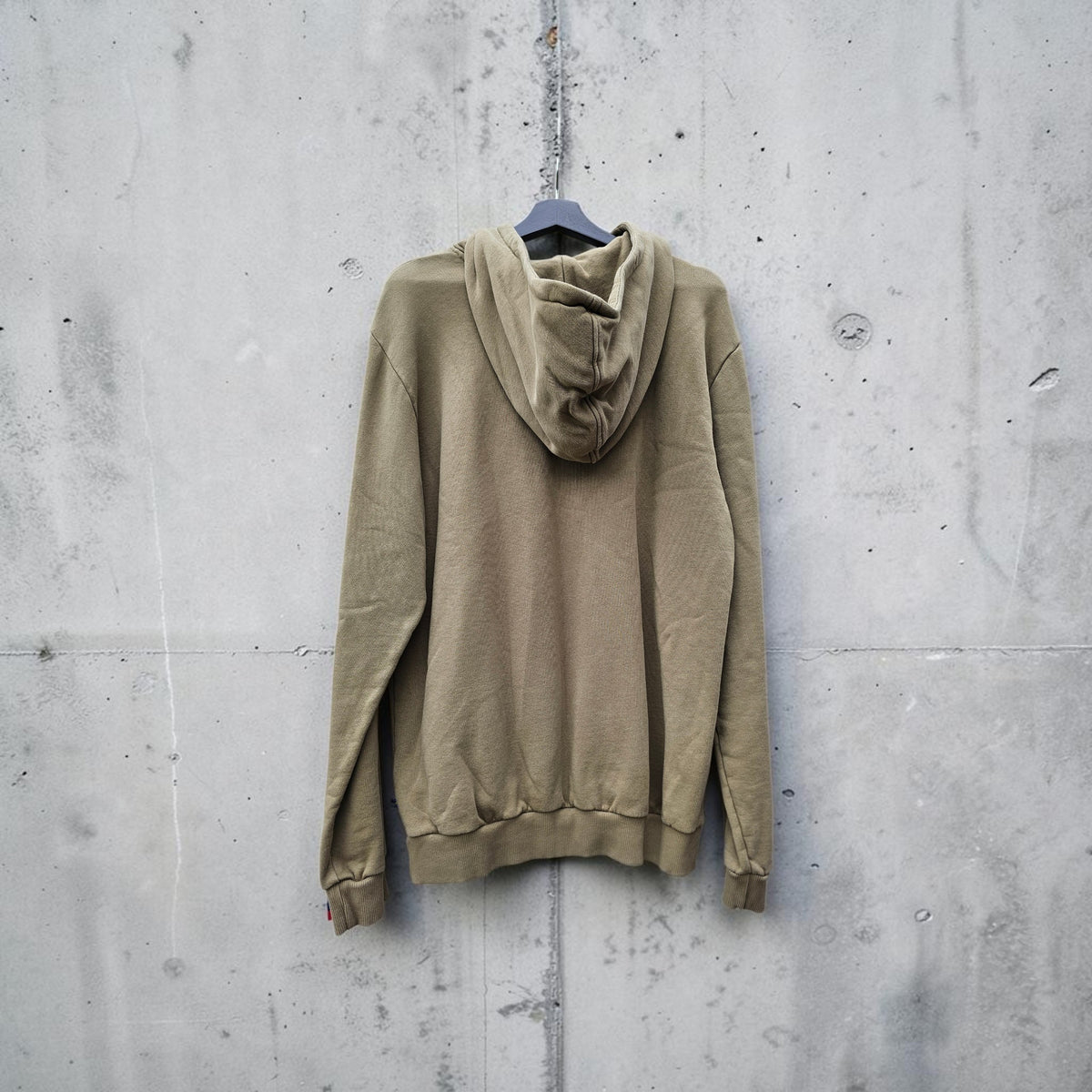 Fjall Raven logo olive pullover hoodie