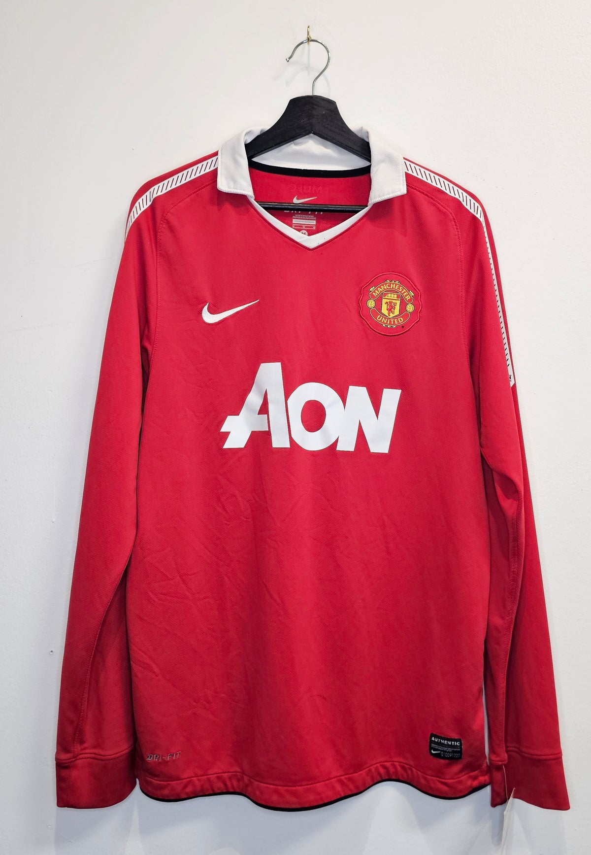 Nime Drifit Manchester United 10-11' Chicharito Hernandez longsleeve home jersey