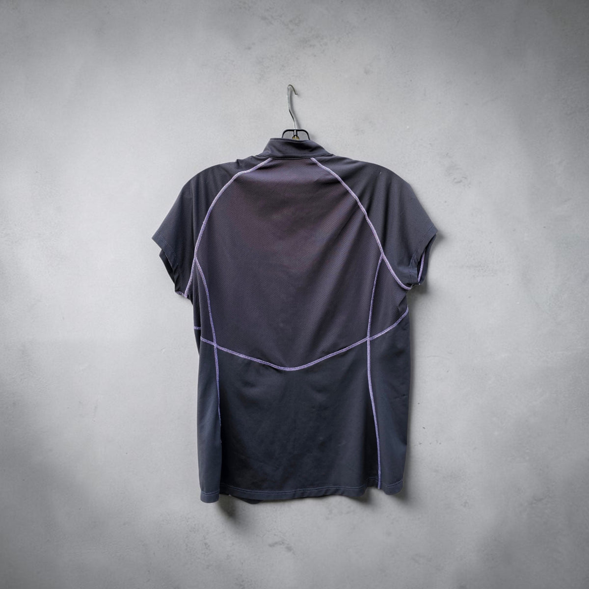 Womens Arcteryx half zip light purple athletic top