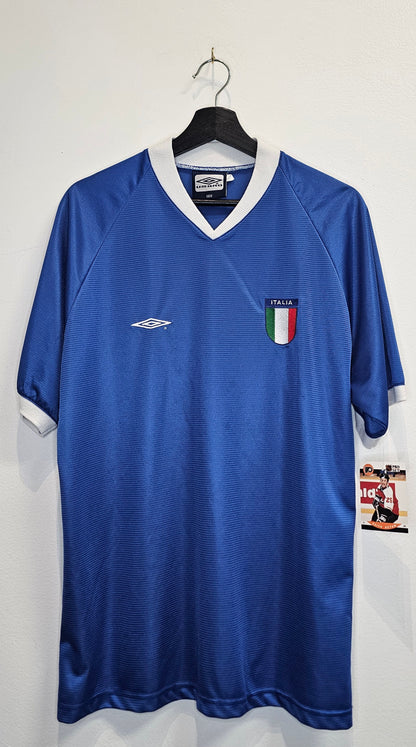 Vintage Umbro Italy home football jersey