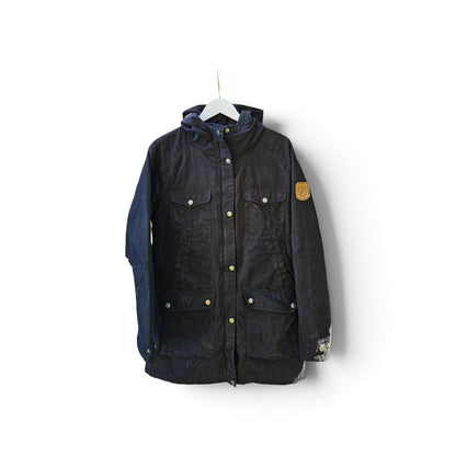 Fjäll Raven womens black Greenland parka jacket
