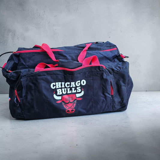 Vintage Starter NBA Chicago Bulls black canvas duffle bag