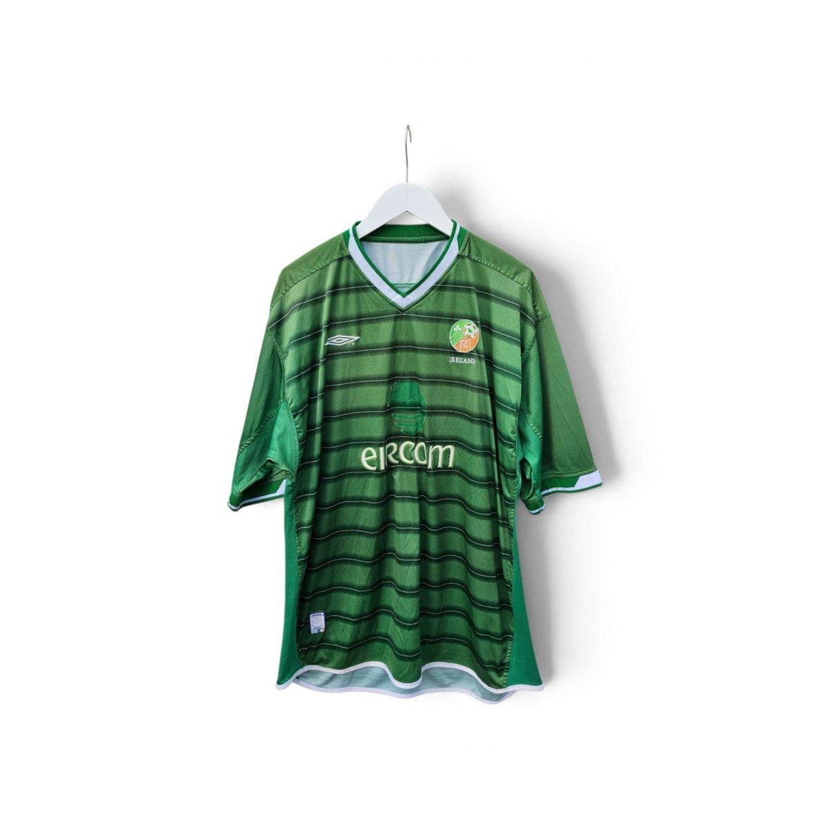 Vintage Umbro 03-04' Green republic of Ireland 🇮🇪 Home soccer jersey kit