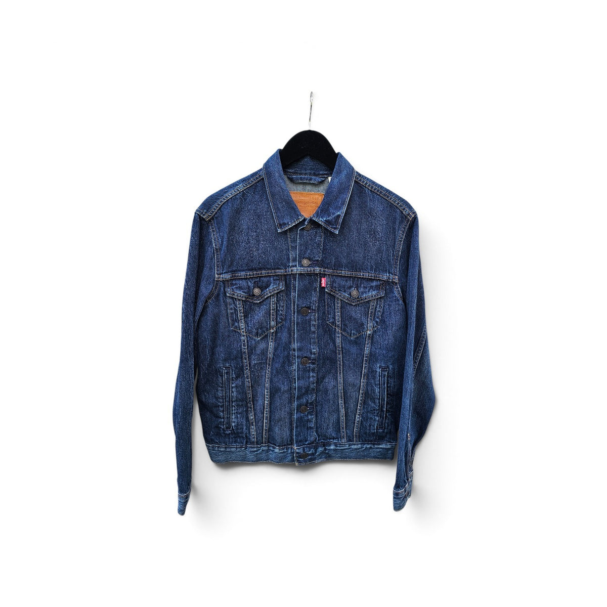 Levis classic blue denim trucker jacket