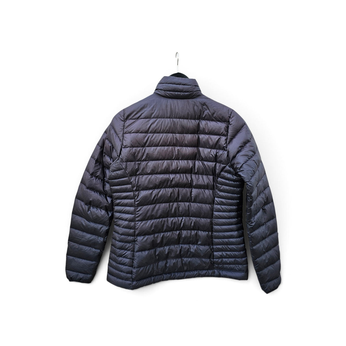 Womens Patagonia black down quilted jacket