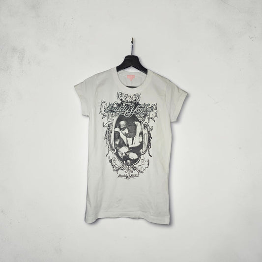 Womens modern Daddy yankees rhinestone white graphic tshirt